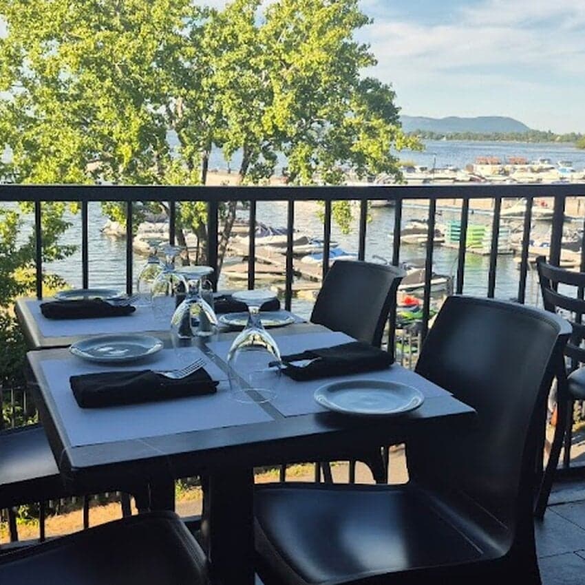 Services nautiques et commodités